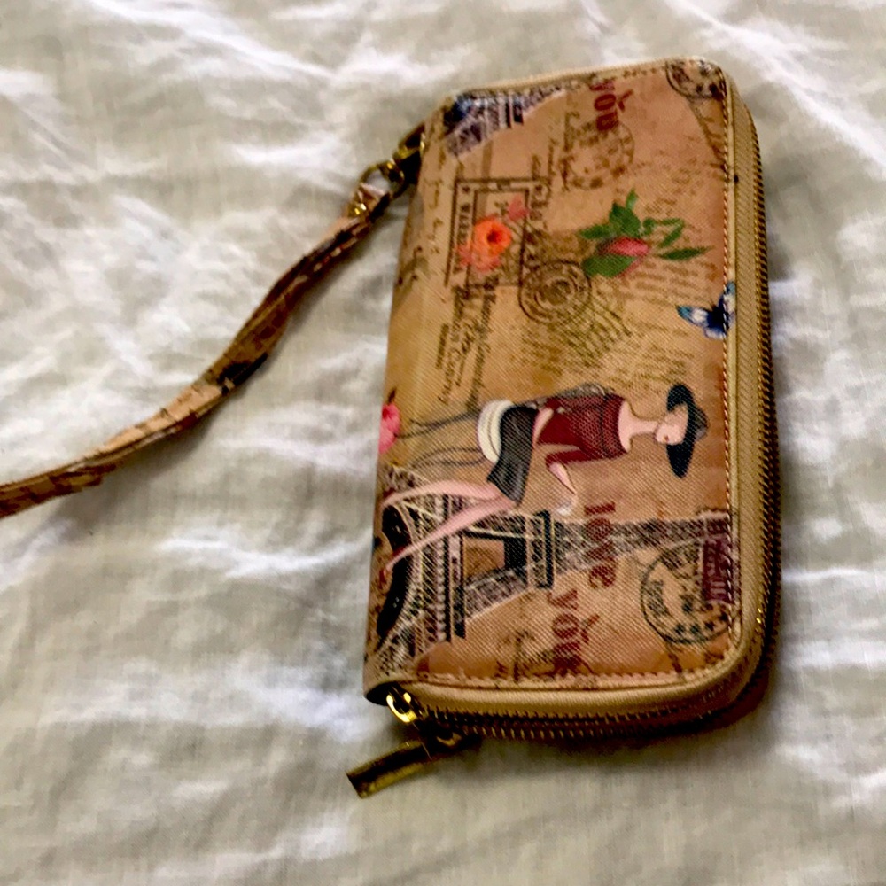 Clutch wallet